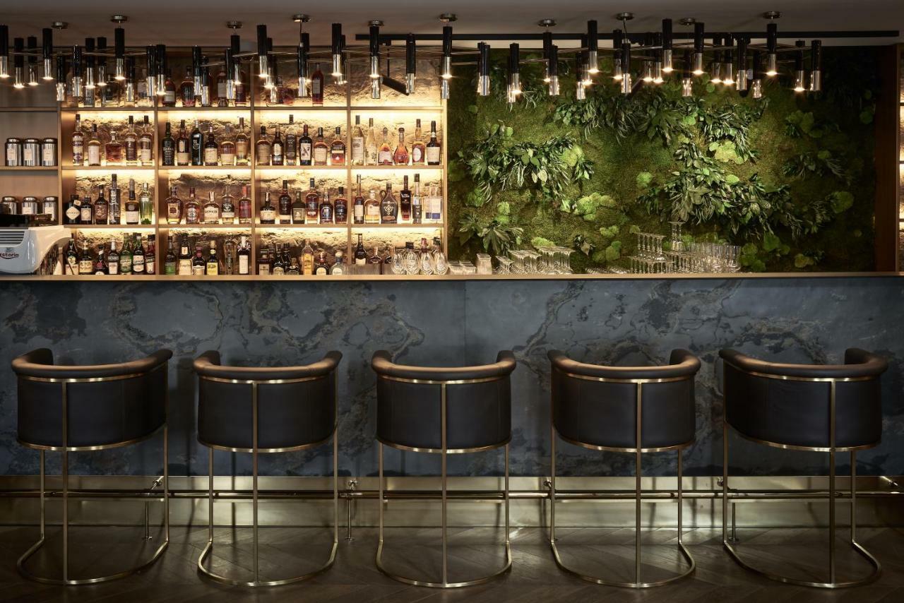 Hotel Pacai, Vilnius, A Member Of Design Hotels المظهر الخارجي الصورة The bar at the Connaught